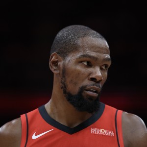 开云-解说：杜兰特背靠背干了85分钟 真啃老啊&amp;咔咔啃啊这是