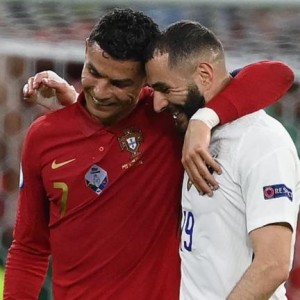 kaiyun官网-本泽马版最佳11人 没梅西 没C罗 有偶像罗纳尔多！