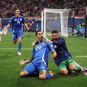 开云-【人物】扎卡尼的救赎：从黑名单到国家英雄